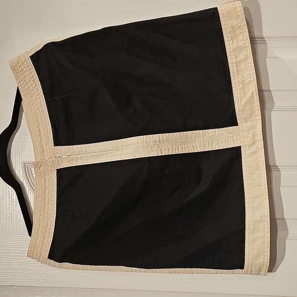 Marc Jacobs Women's White and Black Skirt Sz 8 - Picture 5 of 11